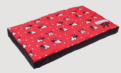 Coffret cadeau chat Minnie : coussin Minnie rouge à pois 65 × 40 cm